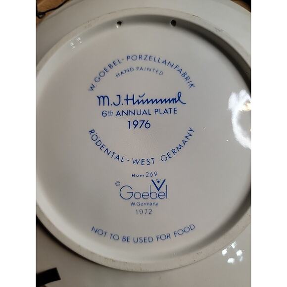 Vintage MJ Hummel 1976 annual plate - 6th edition - Picture 6 of 7